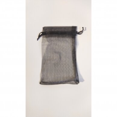 Dovanu maišeliai - organza, juoda spalva, 10 x 14 cm - juvelyrikos, bižuterijos ir papuošalų pakavimui.