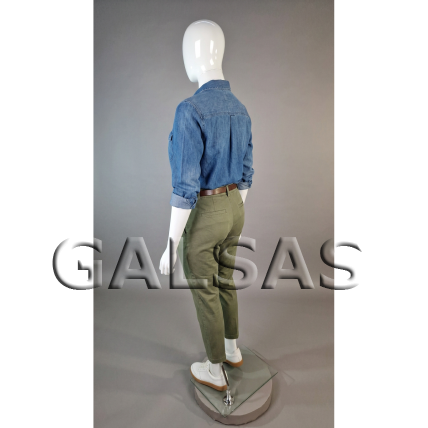 2XL Female Mannequin XXL76 - featureless face, glossy white. Plastic 3 2XL Female Mannequin XXL76 - featureless face, glossy white. Plastic 3