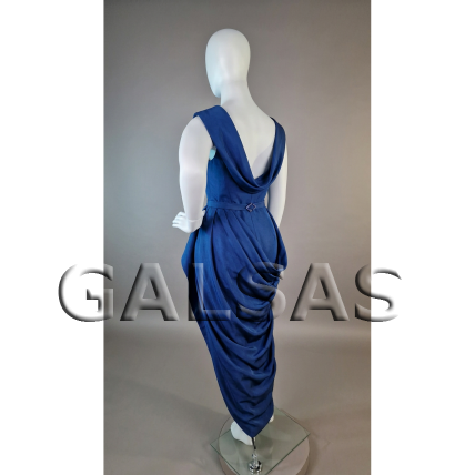 2XL Female Mannequin XXL79 - full-body, featureless face, matte white. Plastic 8 2XL Female Mannequin XXL79 - full-body, featureless face, matte white. Plastic 8