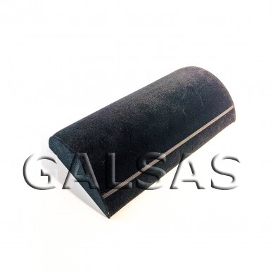Apyrankių pagalvėlė - juodas aksomas