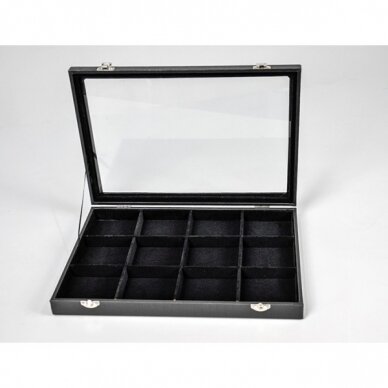 Dėžutė papuošalams, su stikliniu dangčiu, 12 skyreliu, juodas aksomas, dydis 25 x 35 cm, skyrelio matmenys 75 X 75 mm.