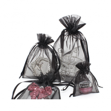 Dovanu maišeliai - organza, juoda spalva, 10 x 14 cm - juvelyrikos, bižuterijos ir papuošalų pakavimui.