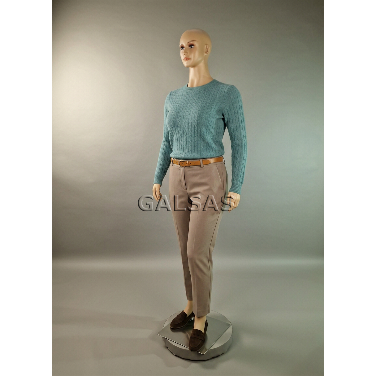 Female Full-Body Mannequin MOT-K-K-3(2XL), with Face, Skin Tone. Material: fiberglass. Stand/base sold separately 5 Female Full-Body Mannequin MOT-K-K-3(2XL), with Face, Skin Tone. Material: fiberglass. Stand/base sold separately 5