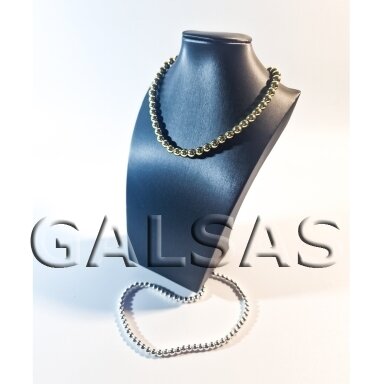 Necklace Display Bust for chains, necklaces, jewelry and fashion jewelry. Height: 30 cm