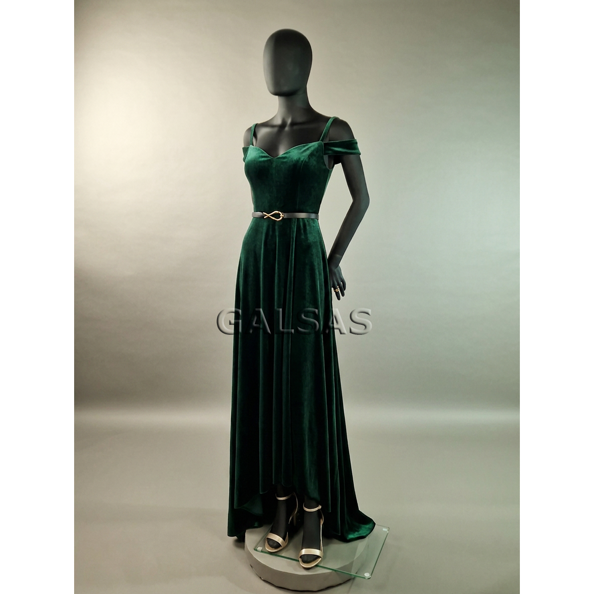 Female Full-Body Mannequin SF8-J-MAT - full-body, matte black. Plastic. 3 Female Full-Body Mannequin SF8-J-MAT - full-body, matte black. Plastic. 3