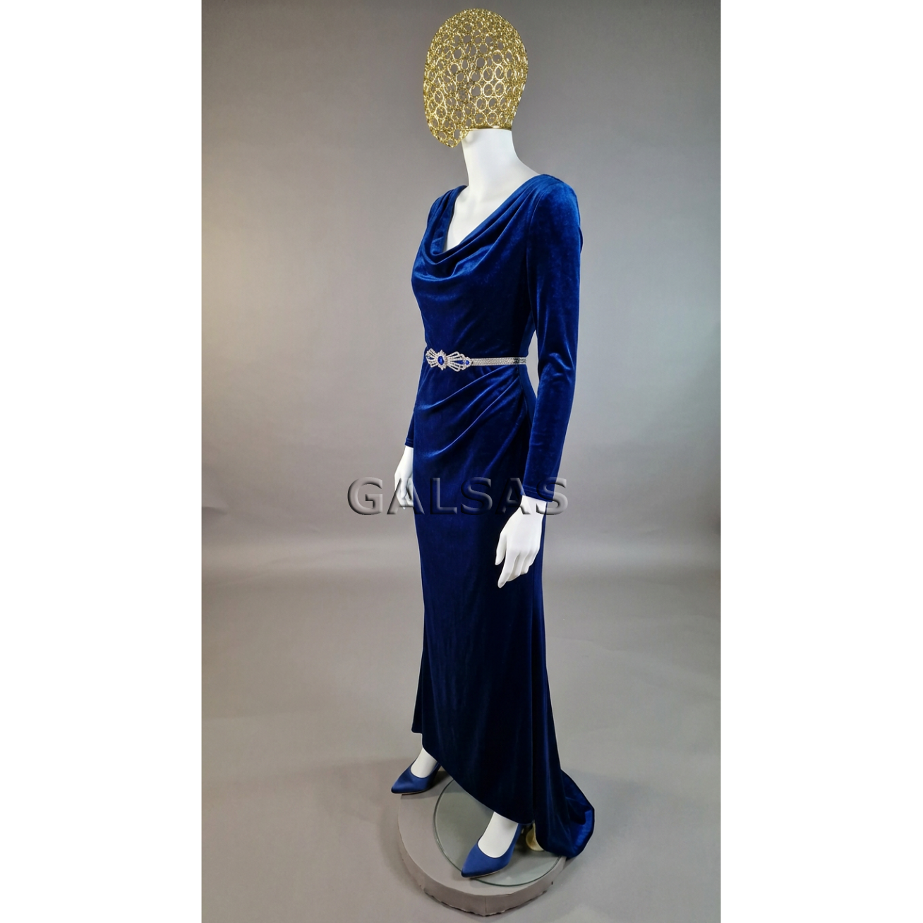Matte White Female Full-Body Mannequin with Mesh Head 1017D-TINKL-B-MAT. Plastic. 4
