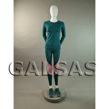 Female Full-Body Mannequin SF8-B-MAT - full-body, matte white. Plastic. Female Full-Body Mannequin SF8-B-MAT - full-body, matte white. Plastic.