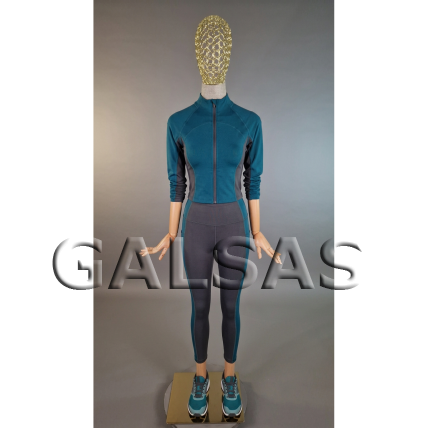 Linen Mannequin with Wooden Arms and a Gold Mesh Head - for Clothing, Exhibitions, and Stores 7