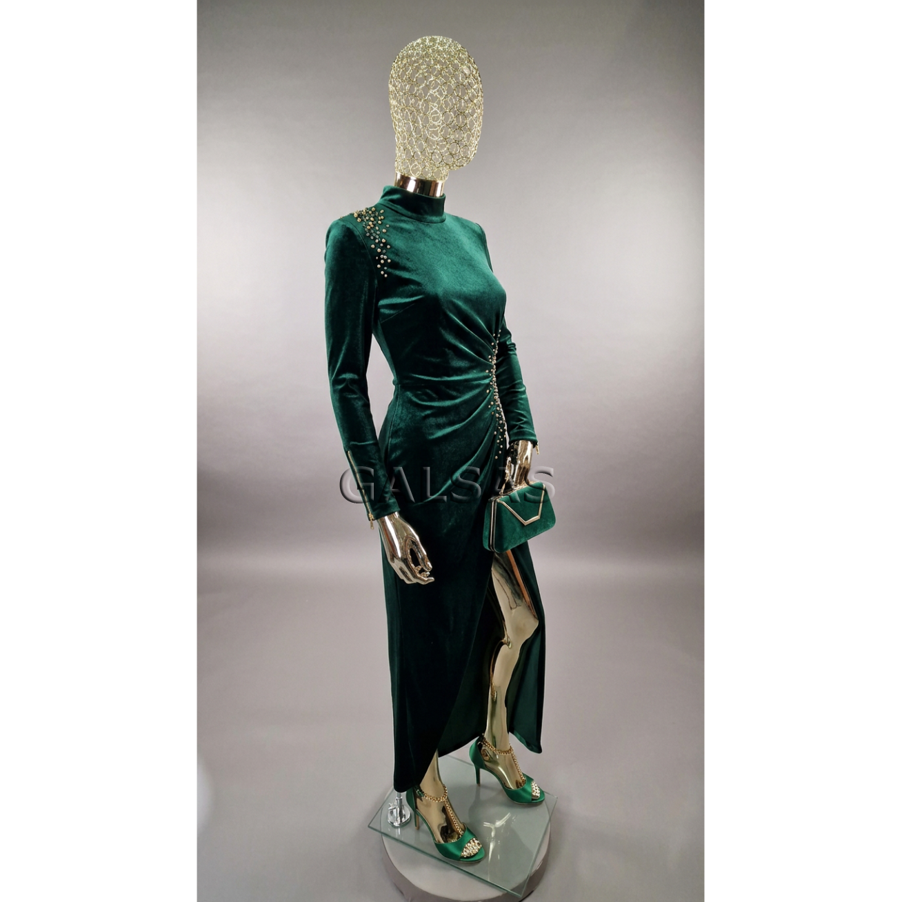 Gold Female Mannequin with an Original Metal Head - Model BF3-TIN-GOLD. Full-body. 6 Gold Female Mannequin with an Original Metal Head - Model BF3-TIN-GOLD. Full-body. 6