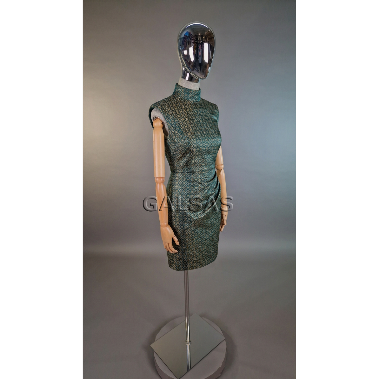 Female Mannequin with Wooden Arms, Linen Body and Silver-Colored Head - for Clothing, Stores and Exhibitions 1