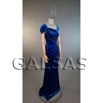 Linen Female Mannequin with Wooden Arms and a Silver Mesh Head - for Selling Clothing, Stores, Exhibitions 3