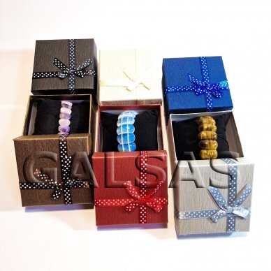 Dovanų dėžutė 9 x 9 x 5 cm(h) - spalvota, popierinė, dviejų dalių - žiedams, juvelyrikai, papuošalams, bižuterijai. Pakuotė 6 vnt