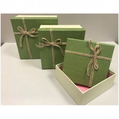 Dėžutė dovanoms - 18 x 18 x 9,5 cm (mod 5) -  popierinė, dvispalvė, dviejų dalių, 3 vnt komplektas