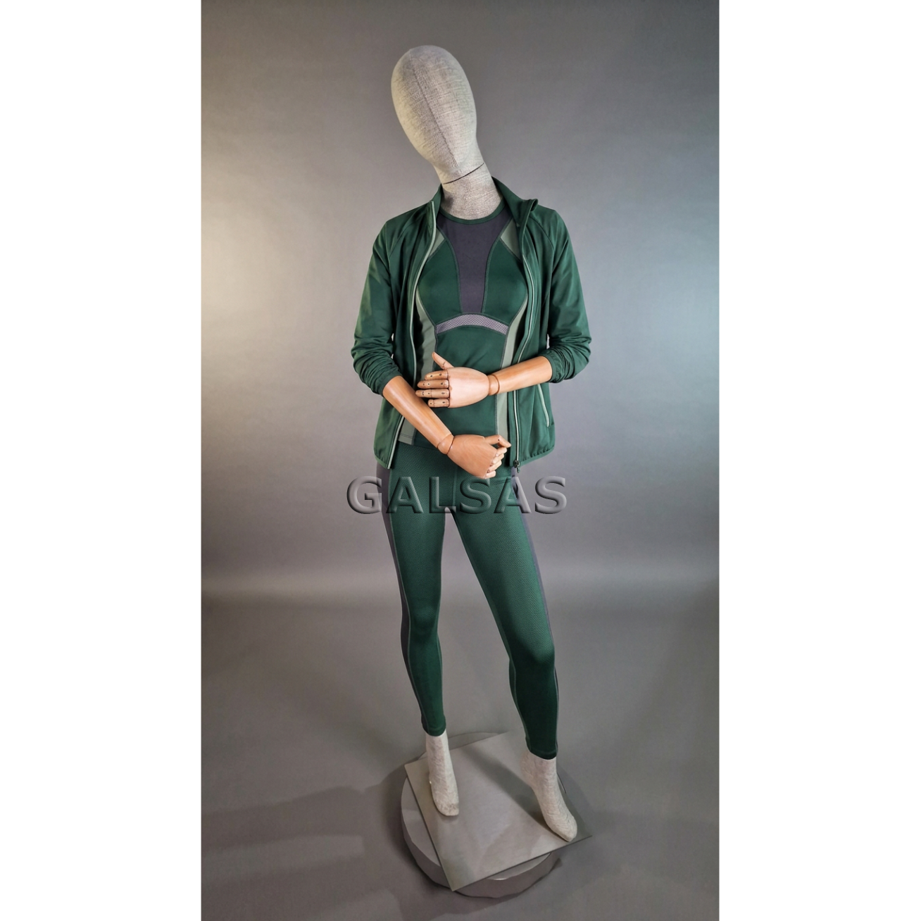 Full-Body Linen-Covered Female Mannequin with Wooden Arms. For Clothing Retail, Exhibitions, and Stores 8 Full-Body Linen-Covered Female Mannequin with Wooden Arms. For Clothing Retail, Exhibitions, and Stores 8
