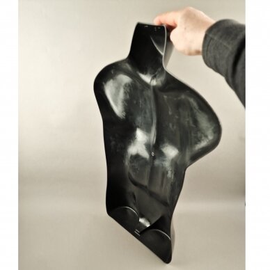 vīriešu manekens - plastmasas rumpis 1/2-ST-VYR-J  virsdrēbju eksponēšanai.