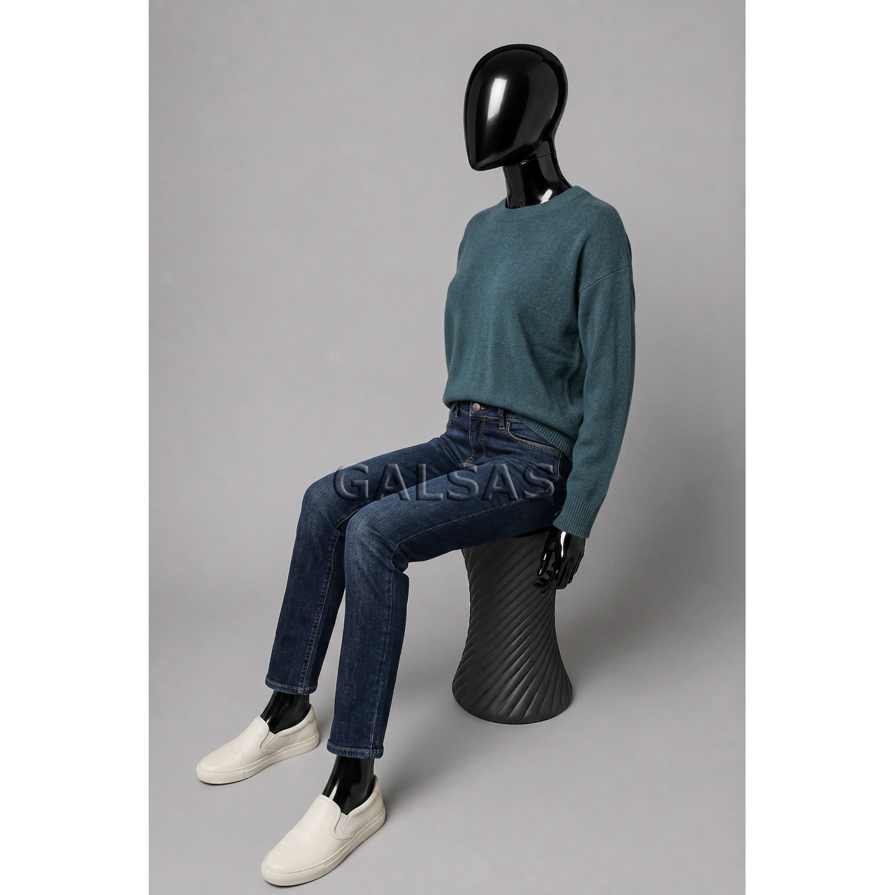 Seated Female Full-Body Mannequin, Model MOT-TF2-J-BLI, Glossy Black. Plastic 8