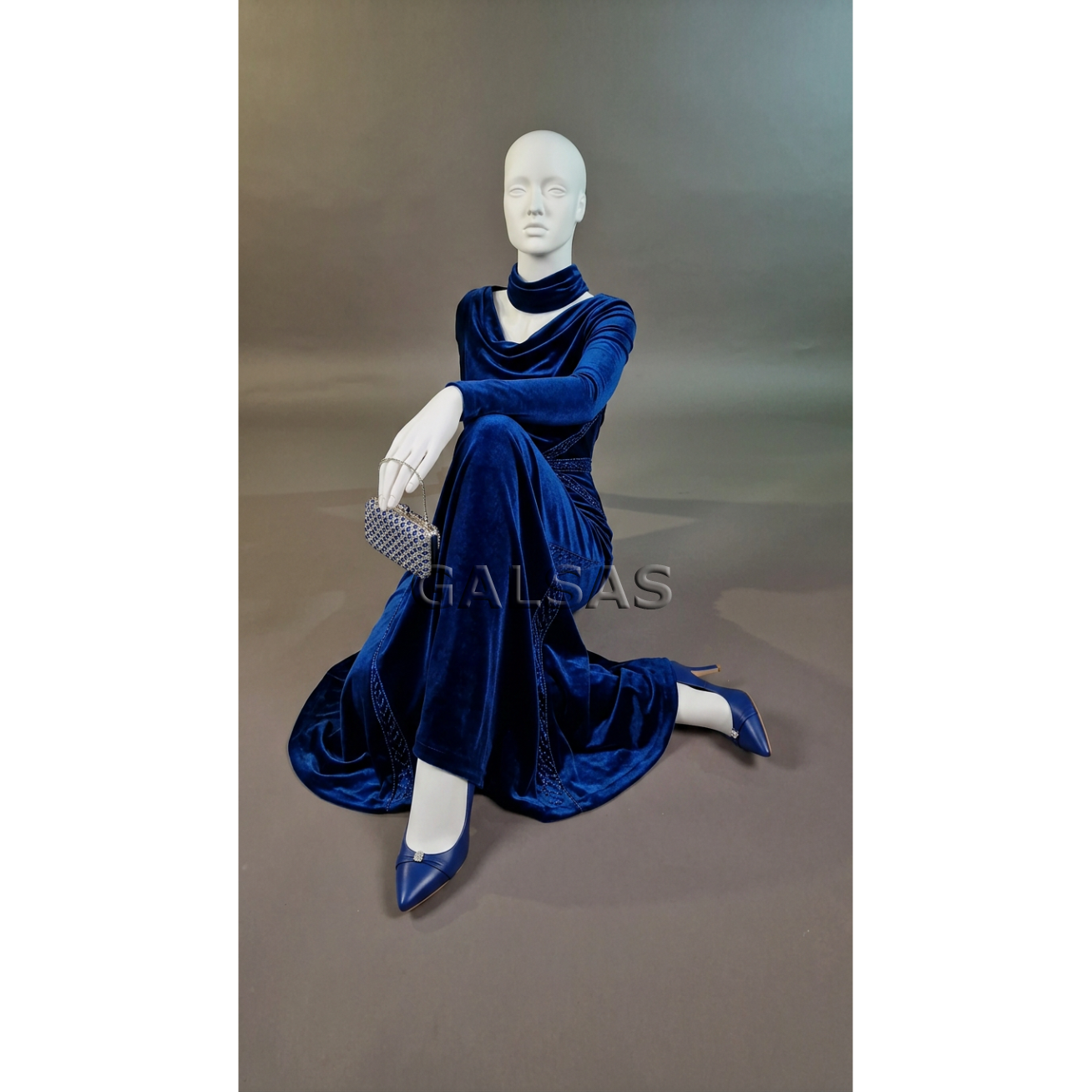 Seated Female Full-Body Mannequin ST84-SED, Matte White, Plastic 15