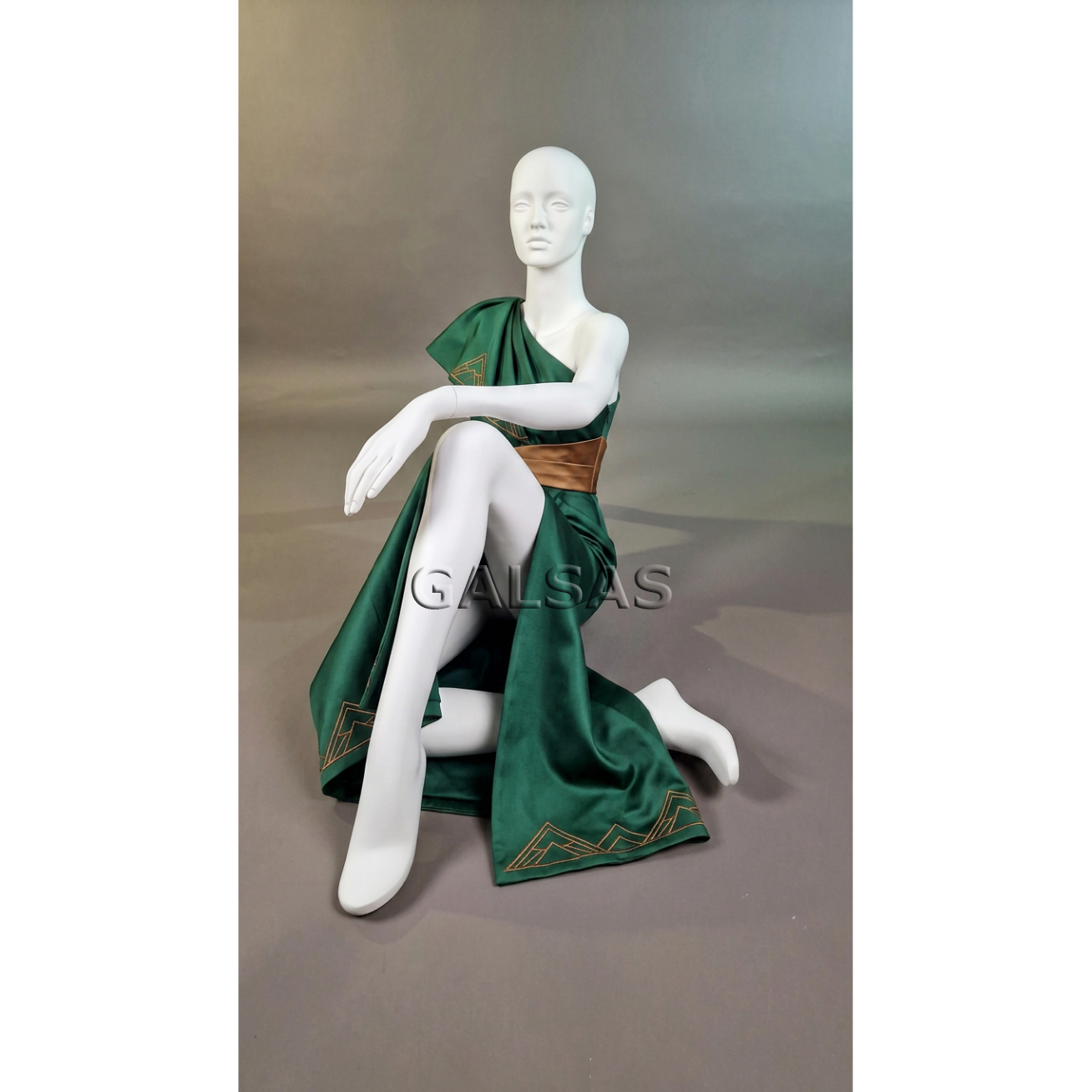 Seated Female Full-Body Mannequin ST84-SED, Matte White, Plastic 14