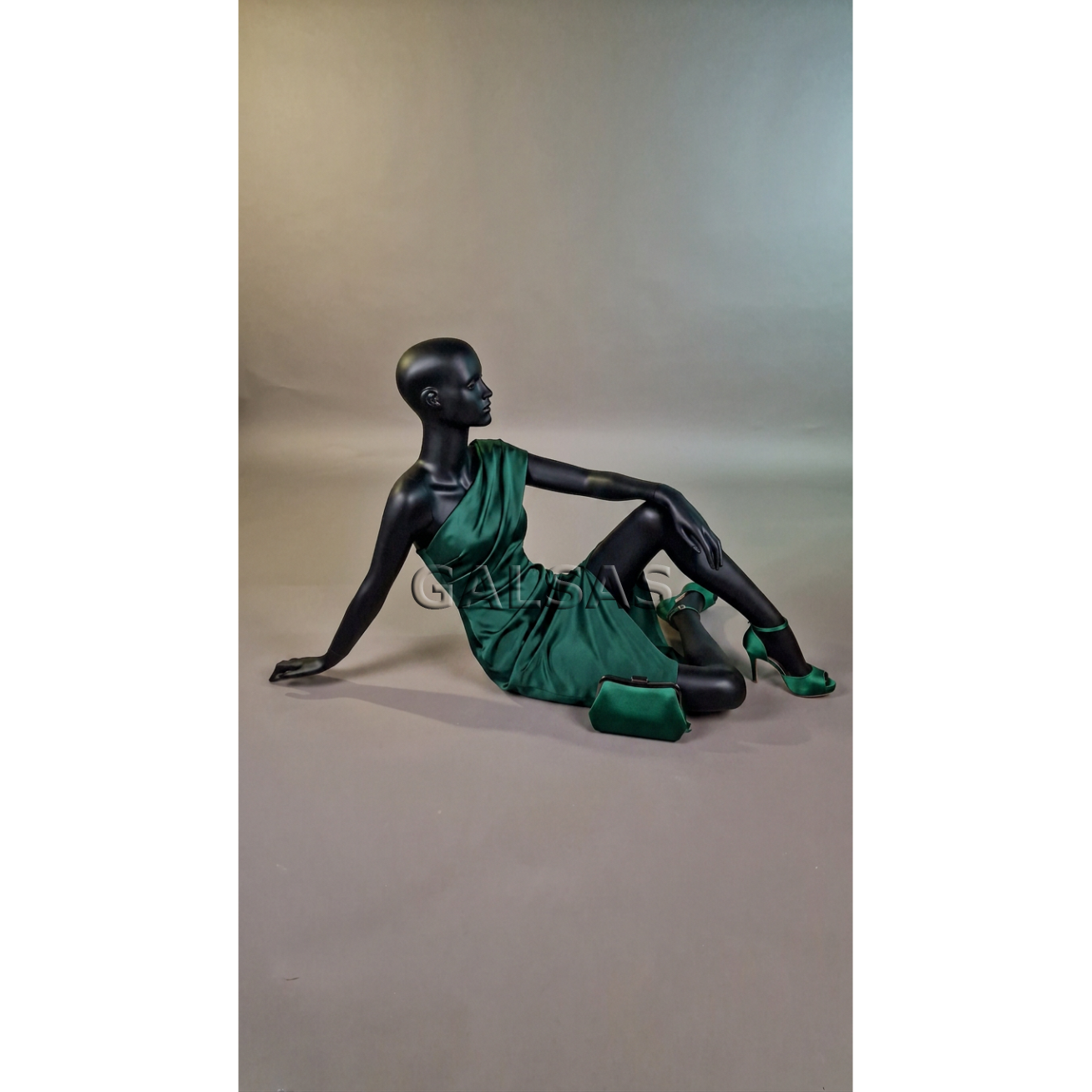 Seated Mannequin ST83-SED - female, full-body, black, matte. Plastic 16