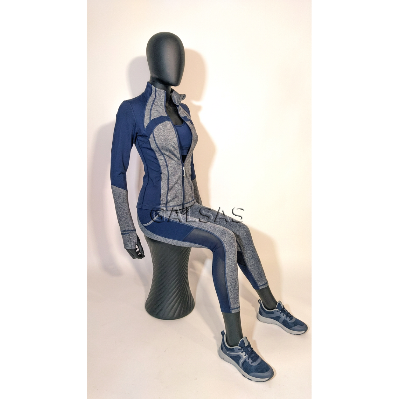 Seated Mannequin MOT-TF2-J - female, full-body, matte black. Plastic 5 Seated Mannequin MOT-TF2-J - female, full-body, matte black. Plastic 5