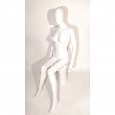 Sedintis moteriškas manekenas TF2-B-MAT - pilno ūgio,baltas, matinis. Plastikas