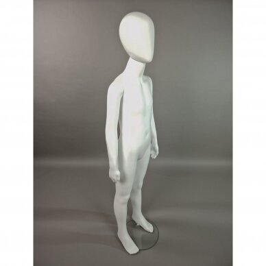 Vaikas manekenas VAI-B-BLI-135 - pilno ūgio, baltas blizgus plastikas, aukštis 135 cm