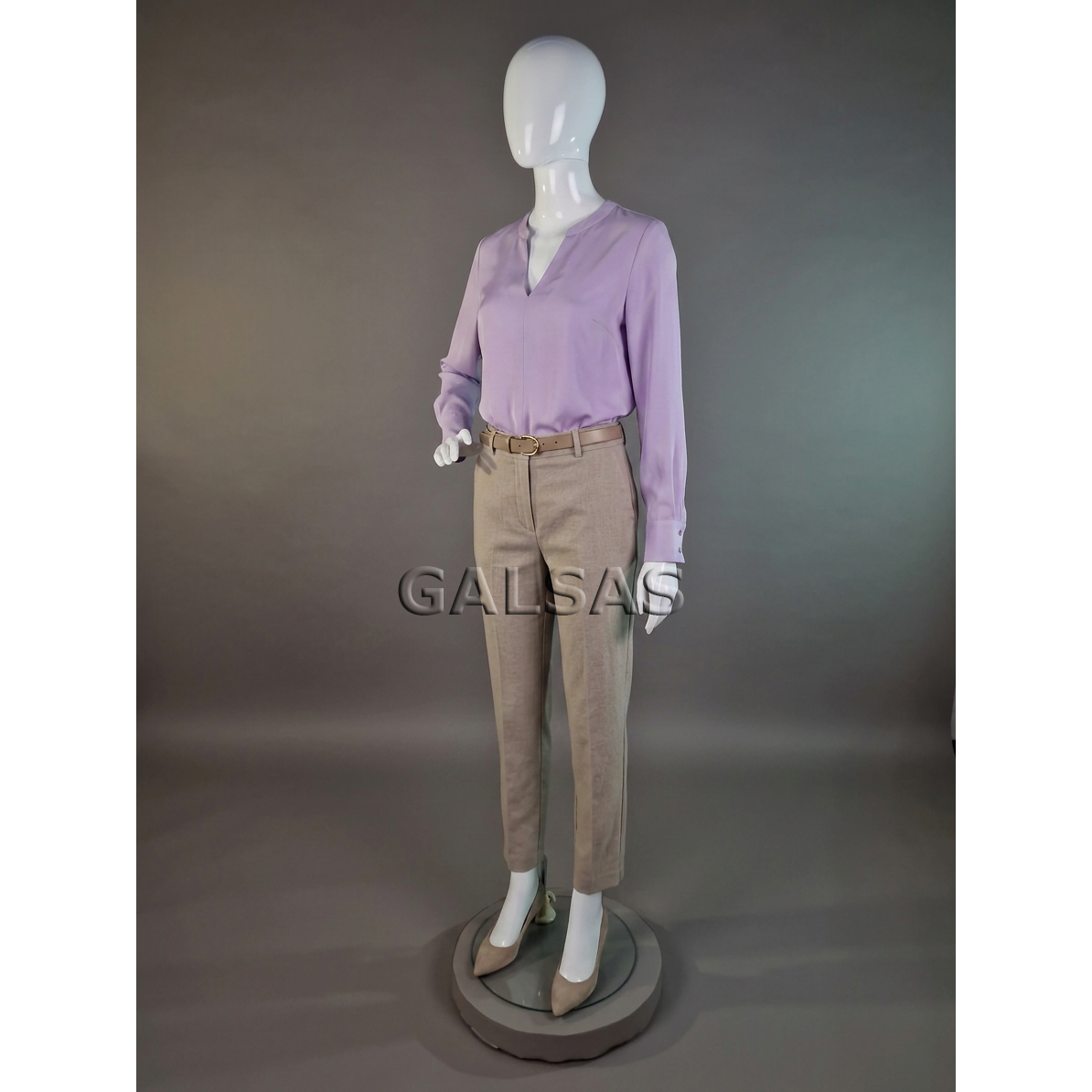 White Female Full-Body Mannequin, Glossy, Model 6007-B-BLIZG. Plastic. 3